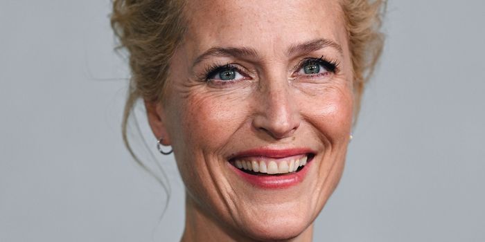 Five Beautiful Confessions From Bisexual Icon Gillian Anderson’s New Book On Female Desire